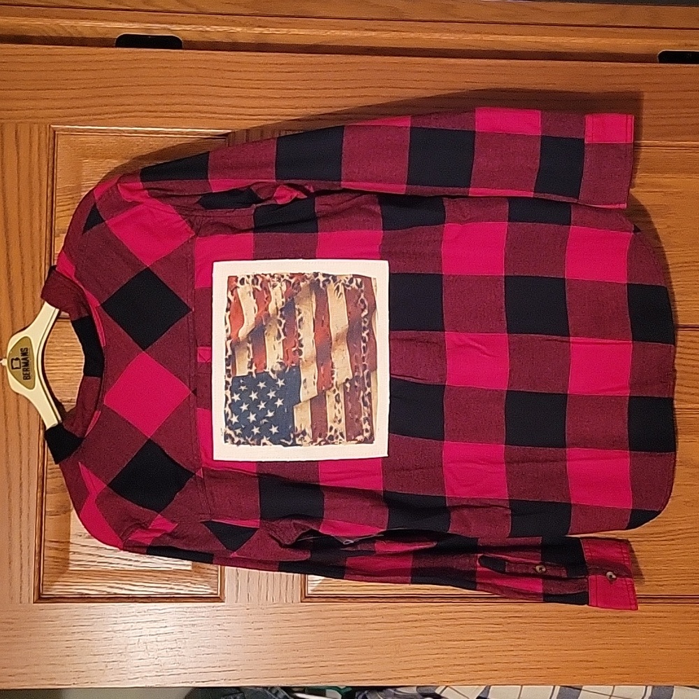 NWOT-Flannel with flag patch